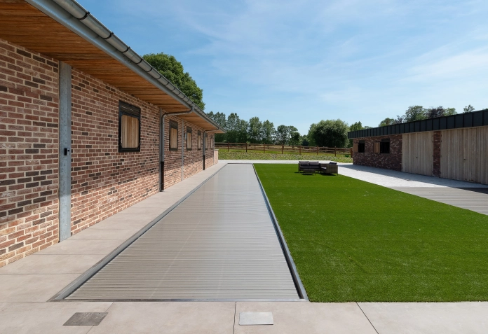 Maak uw zwembad compleet met polycarbonaat lamellen