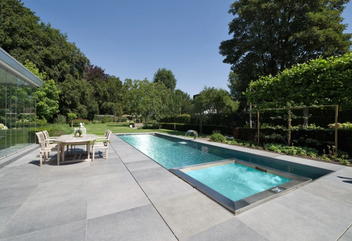 Waarom kiezen voor een vinylester zwembad van Veerman Zwembaden