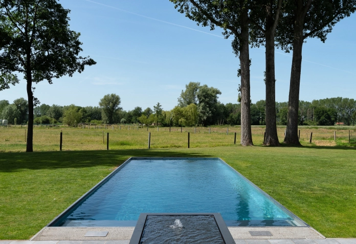 Maak uw zwembad compleet met luxe extra’s