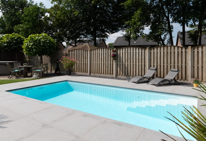 Zwembadbouwer in Altena