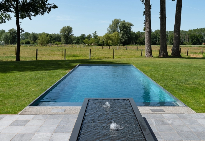 Zwembadaanleg in de regio