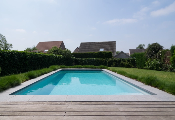 Gratis zomer- én winterbeurt bij het aanleggen van uw buitenzwembad 